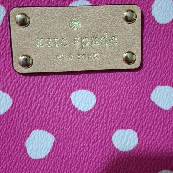 ***LOW START*** Kate Spade Pink Polka Dot Wristlet NWOT!!! - Picture 2 of 3